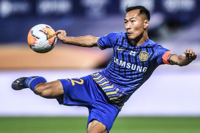 开云权威入口-沪媒：阿德里安加盟无悬念 中场升级解崔康熙心病