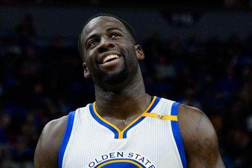 开云权威入口-格林：库里防守比以前好多了 以前总是漏人乱伸手